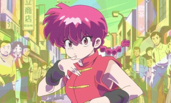 Anime-Bild aus dem Remake von „Ranma ½“: In seiner weiblichen Form steht die Figur Ranma in Kampfpose auf einer belebten Straße, mit Menschen und Häusern im Hintergrund. (Bild: MAPPA/Netflix)